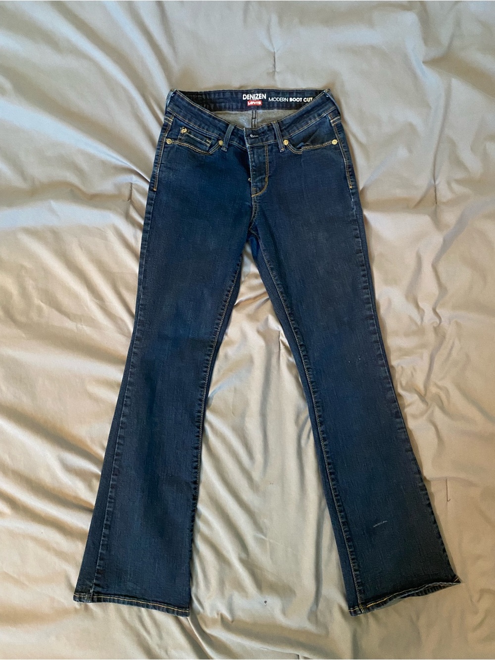 Denizen from Levi's Modern Boot Cut - Dark Blue, Size 2, W26, L30